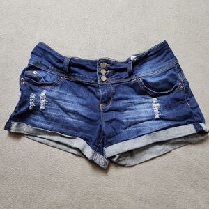 Wanna betta butt denim jean shorts cuffed leg